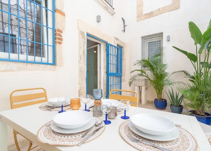Cortile Giudecca By Dimore In Sicily *